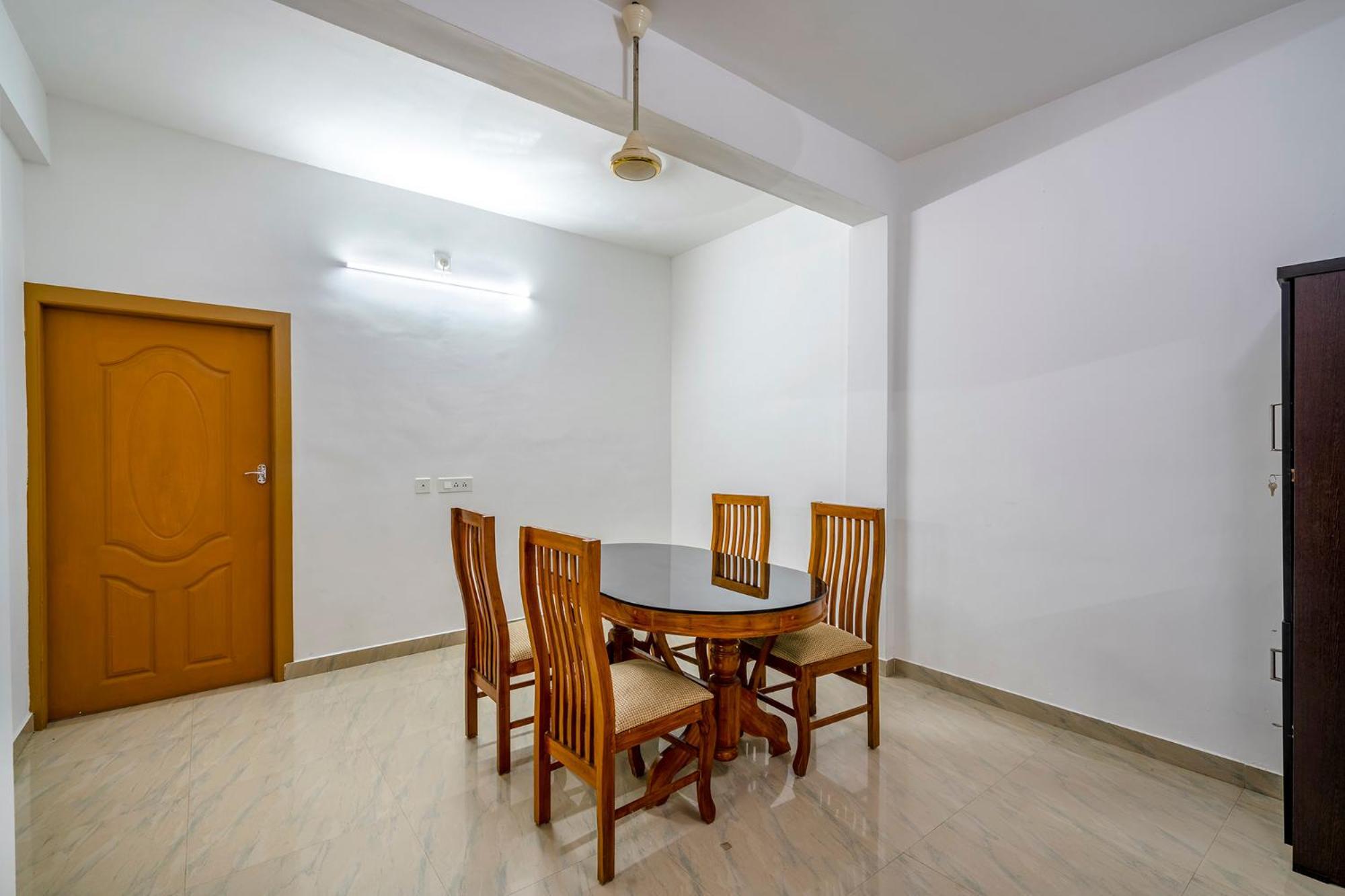Fabhotel Abrigo Residency Anaviratty Exterior foto